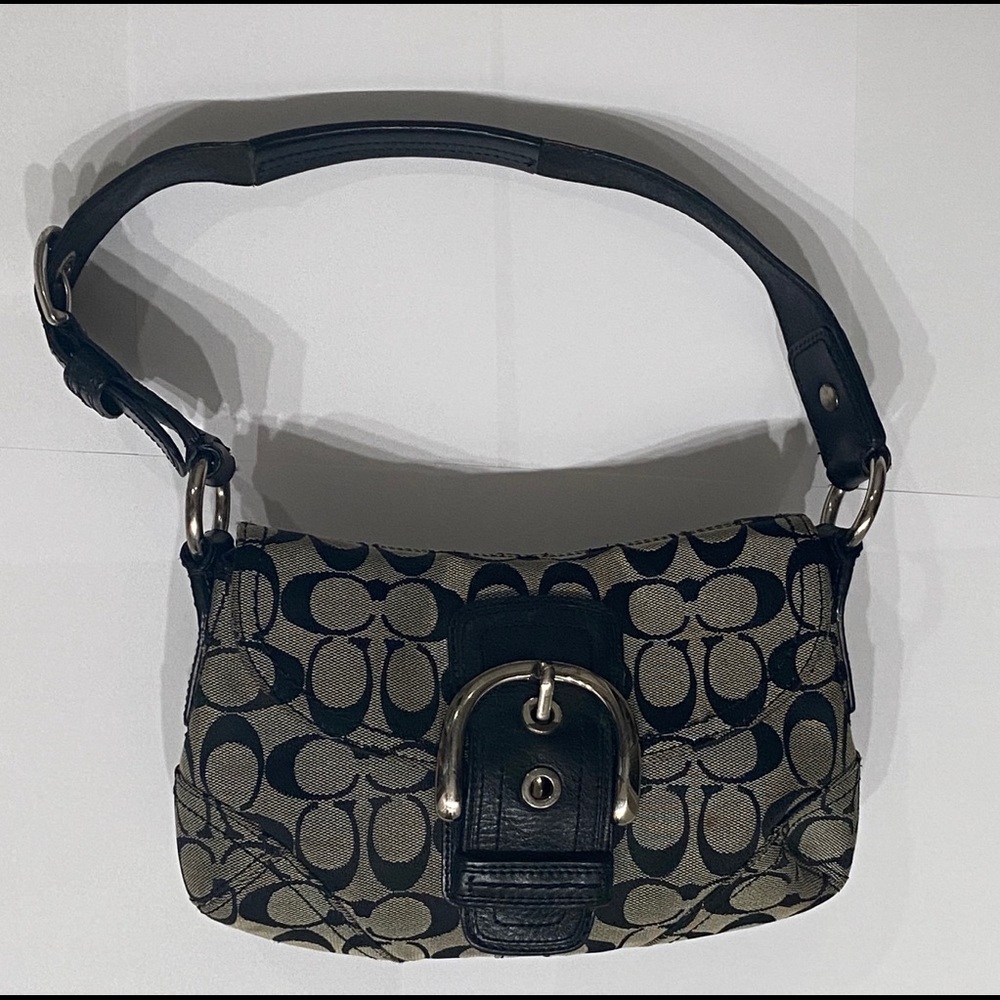 a coach purse